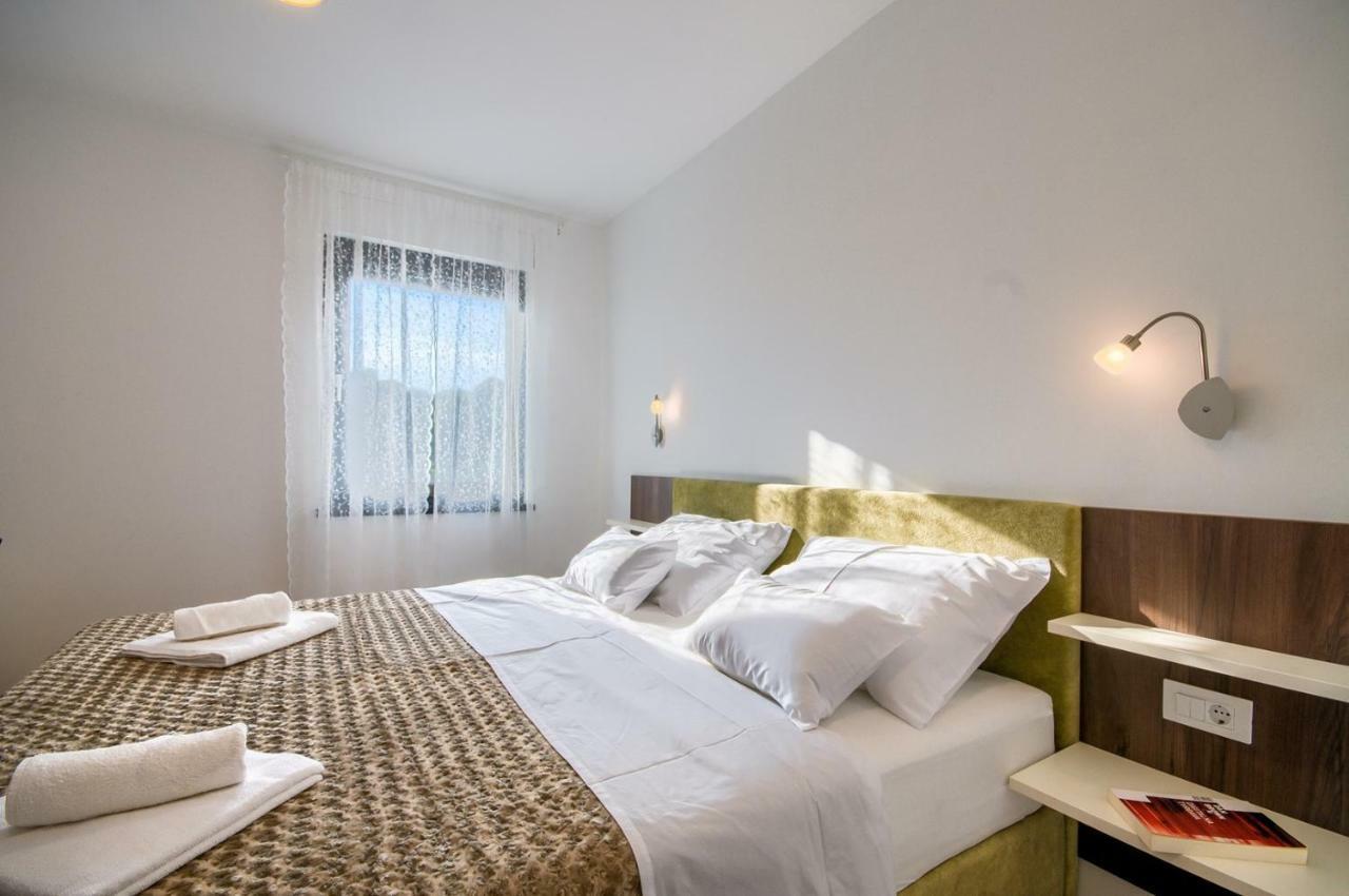 Rooms K&T Sea Side Luxury بولا المظهر الخارجي الصورة