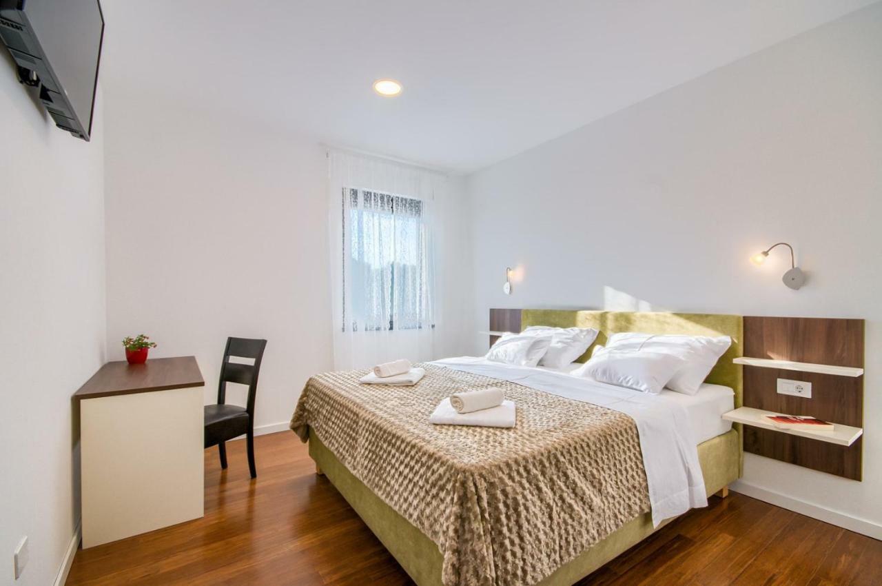 Rooms K&T Sea Side Luxury بولا المظهر الخارجي الصورة