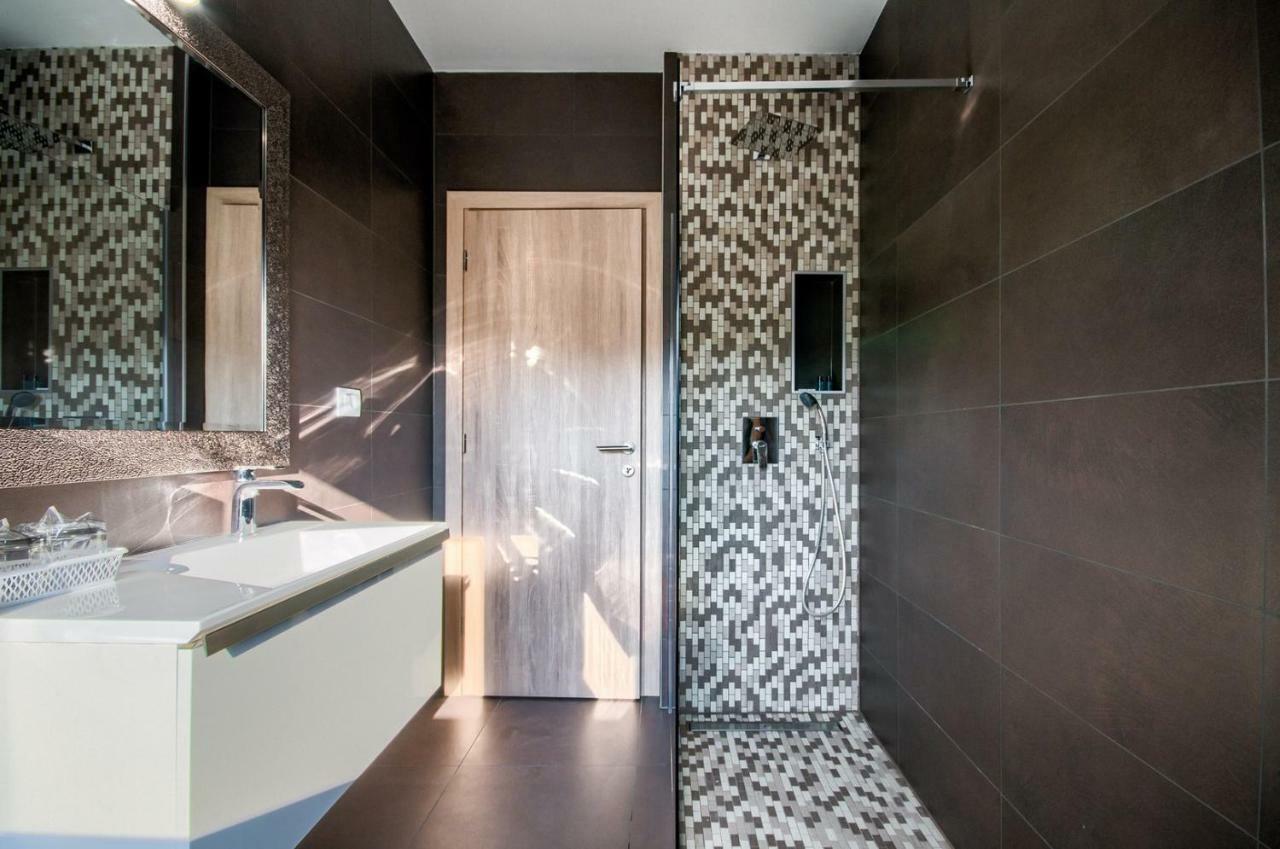 Rooms K&T Sea Side Luxury بولا المظهر الخارجي الصورة
